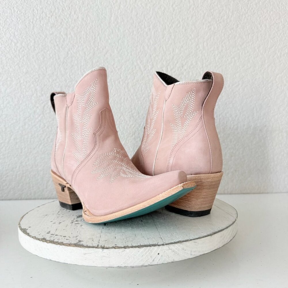 Lane Boots Gallatin Womens Cowboy Bootie Pink Western Short Boots Snip Toe 8.5